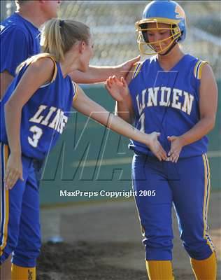 Thumbnail 2 in Patterson vs Linden (D4 Sec. Final) photogallery.