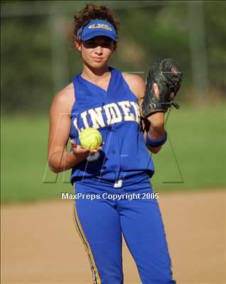 Thumbnail 2 in Patterson vs Linden (D4 Sec. Final) photogallery.