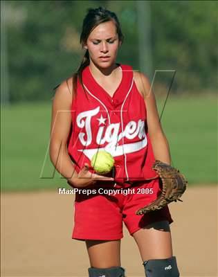 Thumbnail 3 in Patterson vs Linden (D4 Sec. Final) photogallery.