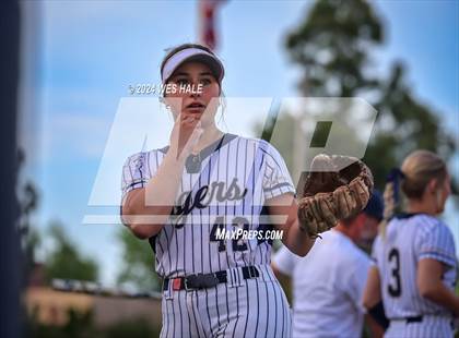 Thumbnail 3 in Covington @ Arlington photogallery.