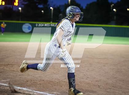 Thumbnail 3 in Covington @ Arlington photogallery.