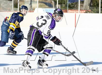 Thumbnail 3 in Holt vs. Ft. Zumwalt West (St. Louis Winter Classic) photogallery.