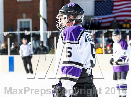 Thumbnail 3 in Holt vs. Ft. Zumwalt West (St. Louis Winter Classic) photogallery.