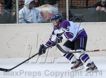 Thumbnail 3 in Holt vs. Ft. Zumwalt West (St. Louis Winter Classic) photogallery.