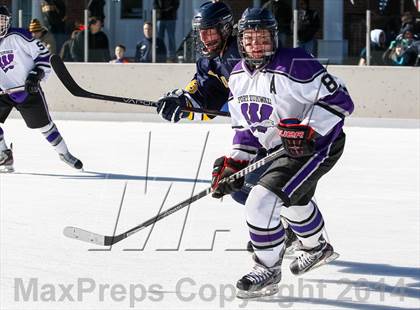 Thumbnail 2 in Holt vs. Ft. Zumwalt West (St. Louis Winter Classic) photogallery.