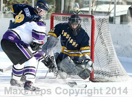 Thumbnail 1 in Holt vs. Ft. Zumwalt West (St. Louis Winter Classic) photogallery.