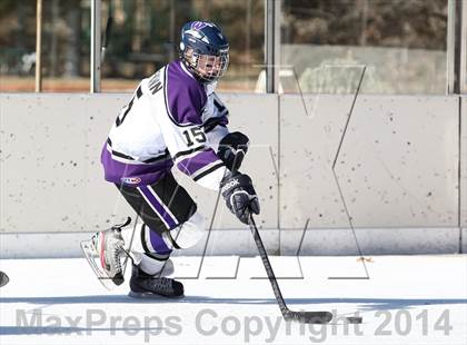 Thumbnail 1 in Holt vs. Ft. Zumwalt West (St. Louis Winter Classic) photogallery.