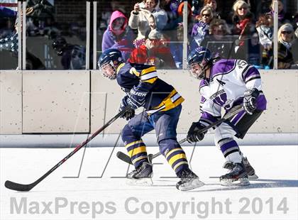 Thumbnail 3 in Holt vs. Ft. Zumwalt West (St. Louis Winter Classic) photogallery.