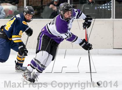 Thumbnail 2 in Holt vs. Ft. Zumwalt West (St. Louis Winter Classic) photogallery.