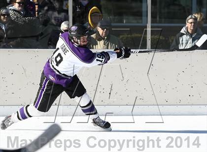 Thumbnail 2 in Holt vs. Ft. Zumwalt West (St. Louis Winter Classic) photogallery.
