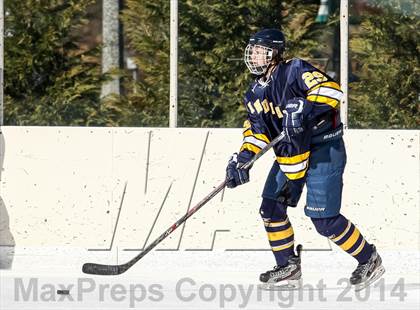 Thumbnail 2 in Holt vs. Ft. Zumwalt West (St. Louis Winter Classic) photogallery.