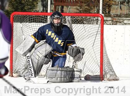 Thumbnail 1 in Holt vs. Ft. Zumwalt West (St. Louis Winter Classic) photogallery.