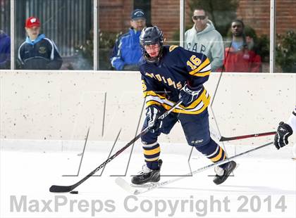 Thumbnail 1 in Holt vs. Ft. Zumwalt West (St. Louis Winter Classic) photogallery.