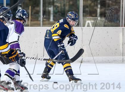 Thumbnail 3 in Holt vs. Ft. Zumwalt West (St. Louis Winter Classic) photogallery.