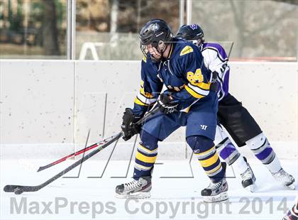 Thumbnail 2 in Holt vs. Ft. Zumwalt West (St. Louis Winter Classic) photogallery.