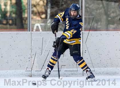 Thumbnail 1 in Holt vs. Ft. Zumwalt West (St. Louis Winter Classic) photogallery.