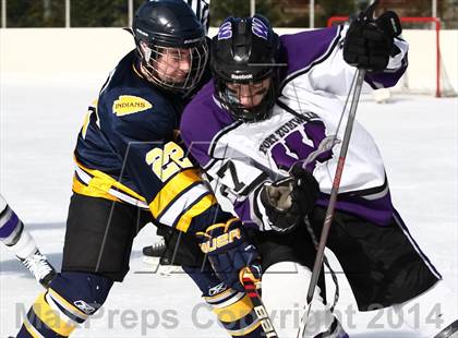 Thumbnail 3 in Holt vs. Ft. Zumwalt West (St. Louis Winter Classic) photogallery.