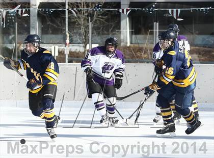 Thumbnail 2 in Holt vs. Ft. Zumwalt West (St. Louis Winter Classic) photogallery.