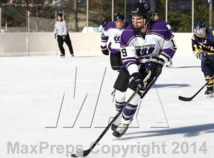 Thumbnail 3 in Holt vs. Ft. Zumwalt West (St. Louis Winter Classic) photogallery.