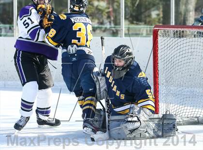 Thumbnail 2 in Holt vs. Ft. Zumwalt West (St. Louis Winter Classic) photogallery.