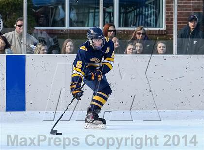 Thumbnail 3 in Holt vs. Ft. Zumwalt West (St. Louis Winter Classic) photogallery.