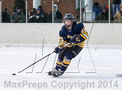 Thumbnail 1 in Holt vs. Ft. Zumwalt West (St. Louis Winter Classic) photogallery.