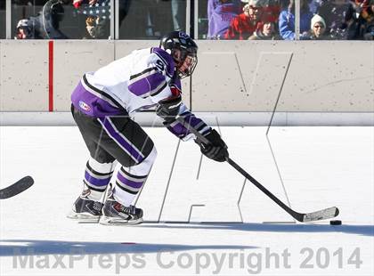 Thumbnail 3 in Holt vs. Ft. Zumwalt West (St. Louis Winter Classic) photogallery.