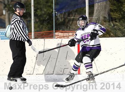 Thumbnail 1 in Holt vs. Ft. Zumwalt West (St. Louis Winter Classic) photogallery.