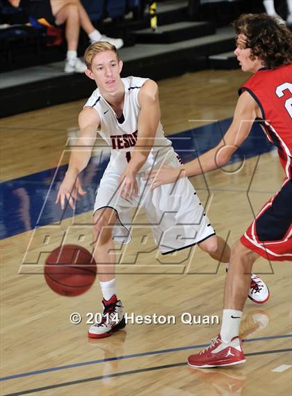 Thumbnail 1 in Tesoro vs. Yorba Linda (Orange Holiday Classic) photogallery.