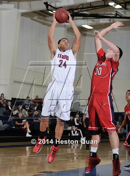 Thumbnail 2 in Tesoro vs. Yorba Linda (Orange Holiday Classic) photogallery.