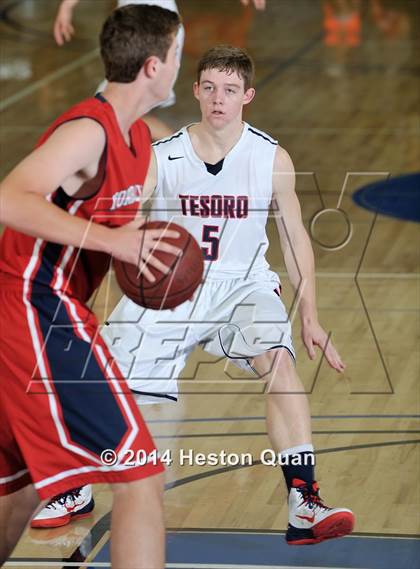 Thumbnail 1 in Tesoro vs. Yorba Linda (Orange Holiday Classic) photogallery.