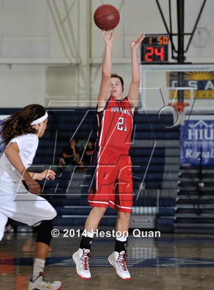 Thumbnail 2 in Tesoro vs. Yorba Linda (Orange Holiday Classic) photogallery.