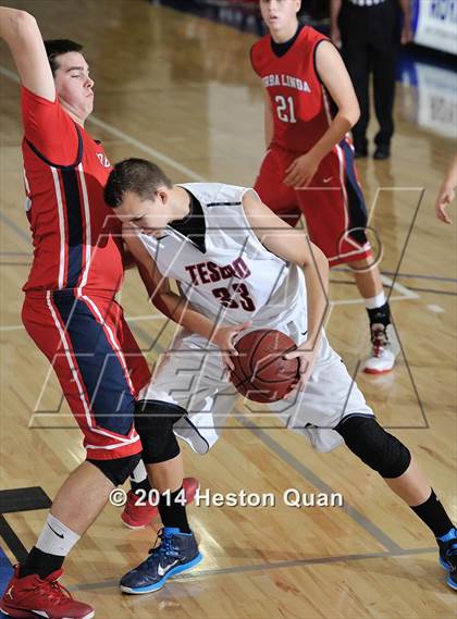 Thumbnail 1 in Tesoro vs. Yorba Linda (Orange Holiday Classic) photogallery.