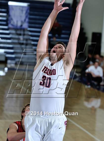 Thumbnail 3 in Tesoro vs. Yorba Linda (Orange Holiday Classic) photogallery.
