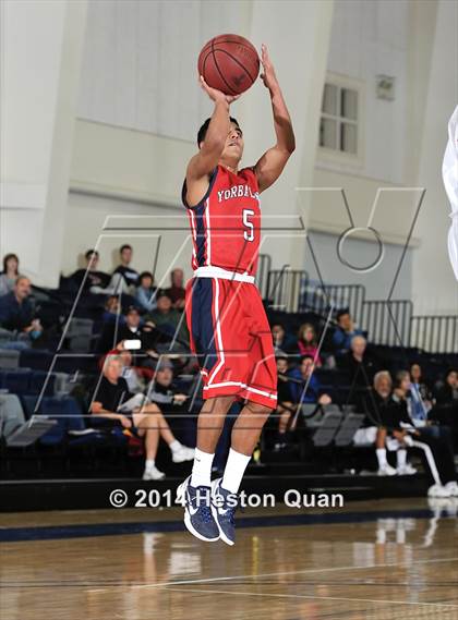 Thumbnail 1 in Tesoro vs. Yorba Linda (Orange Holiday Classic) photogallery.