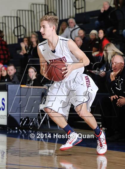 Thumbnail 3 in Tesoro vs. Yorba Linda (Orange Holiday Classic) photogallery.