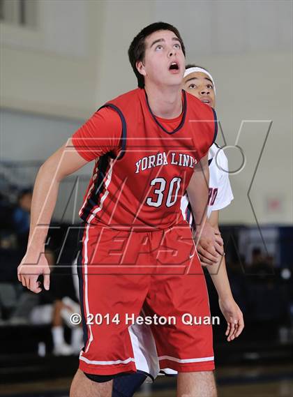 Thumbnail 3 in Tesoro vs. Yorba Linda (Orange Holiday Classic) photogallery.