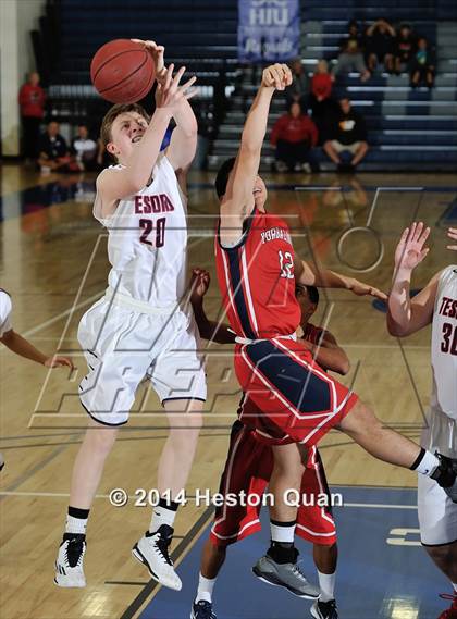 Thumbnail 2 in Tesoro vs. Yorba Linda (Orange Holiday Classic) photogallery.