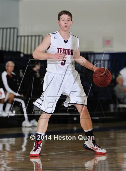 Thumbnail 3 in Tesoro vs. Yorba Linda (Orange Holiday Classic) photogallery.