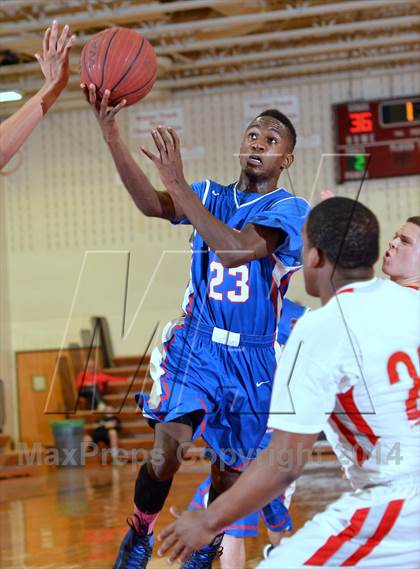 Thumbnail 1 in Triton vs. Delsea photogallery.