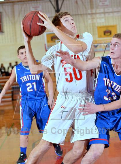 Thumbnail 3 in Triton vs. Delsea photogallery.