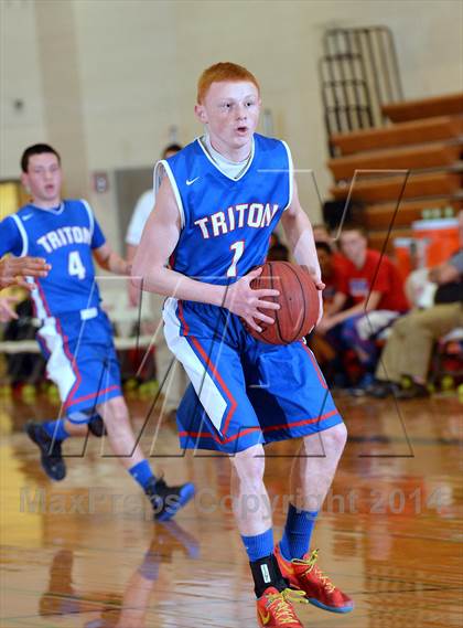 Thumbnail 3 in Triton vs. Delsea photogallery.