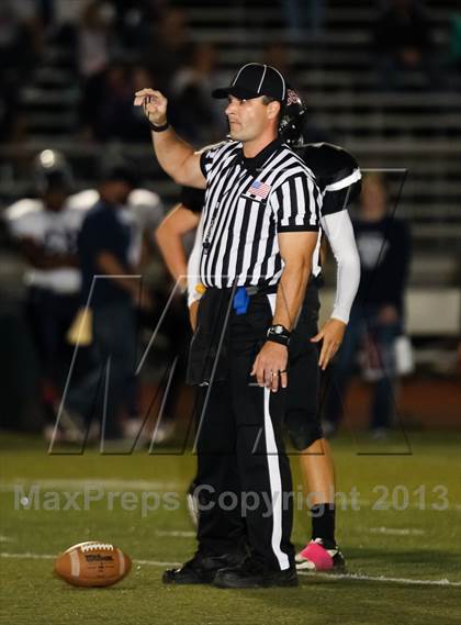 Thumbnail 1 in Frazier Mountain vs. Santa Clarita Christian photogallery.