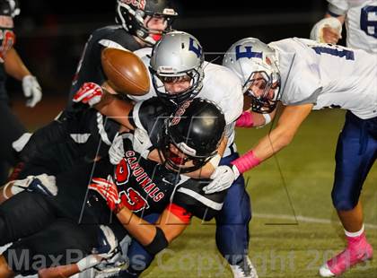 Thumbnail 3 in Frazier Mountain vs. Santa Clarita Christian photogallery.