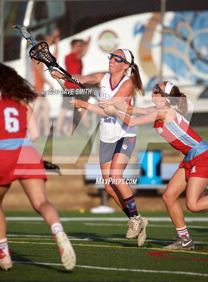 Thumbnail 2 in Arrowhead vs  Whitefish/Nicolet/Shorewood (WLF Final) photogallery.