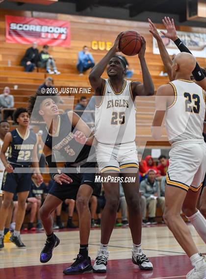 Thumbnail 3 in Desert Vista vs. Oak Cliff Faith Family Academy (Torrey Pines Holiday Classic) photogallery.