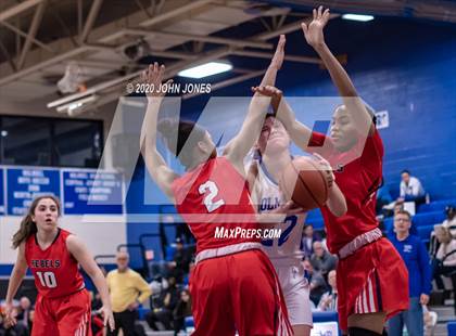 Thumbnail 3 in Saddle River Day vs Holmdel (Shore Conference Showcase Challenge) photogallery.