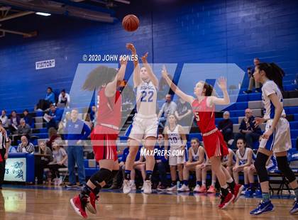 Thumbnail 2 in Saddle River Day vs Holmdel (Shore Conference Showcase Challenge) photogallery.