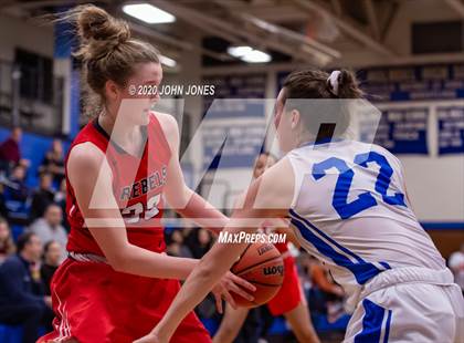 Thumbnail 2 in Saddle River Day vs Holmdel (Shore Conference Showcase Challenge) photogallery.