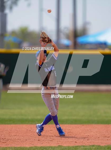 Thumbnail 2 in La Habra vs. Ponderosa (Best of the West Tournament) photogallery.